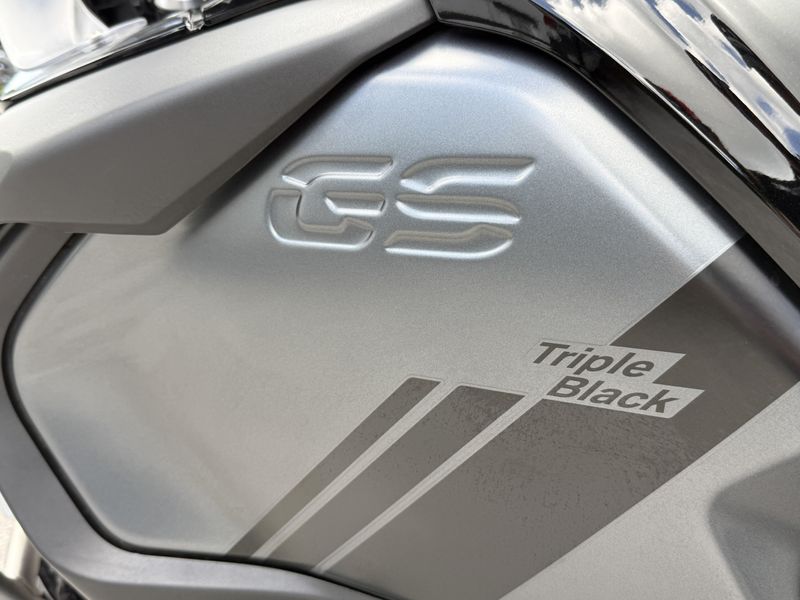 2024 BMW R 1250 GS Adventure