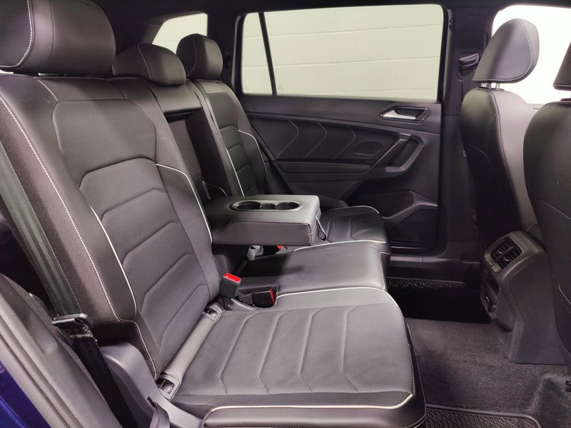 Used 2024 Volkswagen Tiguan AWD SEL R-Line w/Sunroof/NavImage 20