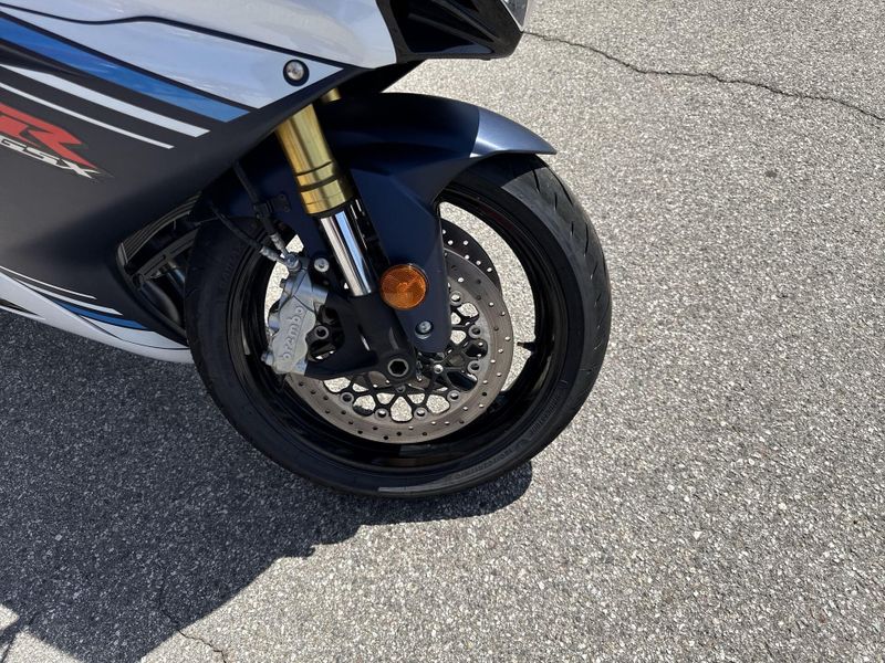 Used 2023 Suzuki GSX-R750 CA Image 10