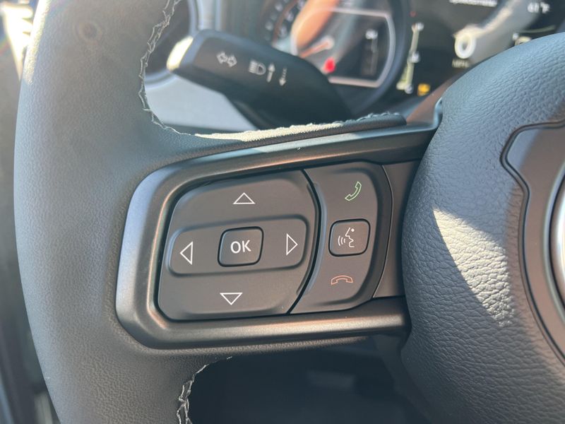 New 2026 Jeep Wrangler 2-door Sport SImage 29