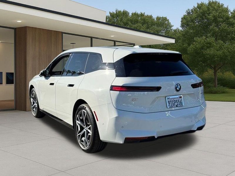 Used 2026 BMW iX xDrive45Image 11