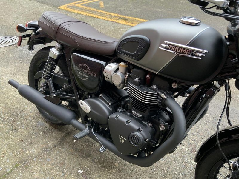 2026 Triumph BONNEVILLE T120 BLACK