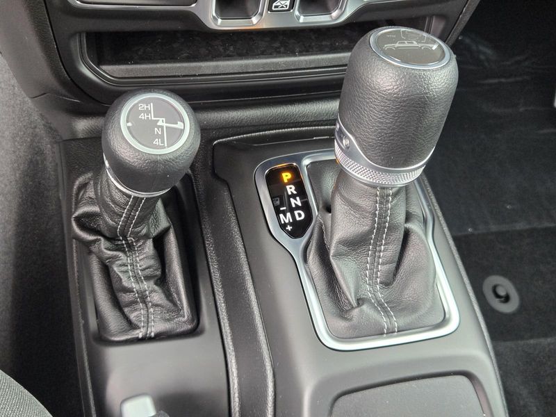 New 2026 Jeep Gladiator Sport S 4x4