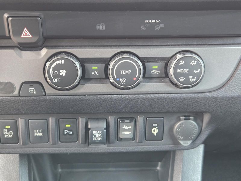 Used 2019 Toyota Tacoma TRD Off Road Double Cab 5' Bed V6 AT (Natl)