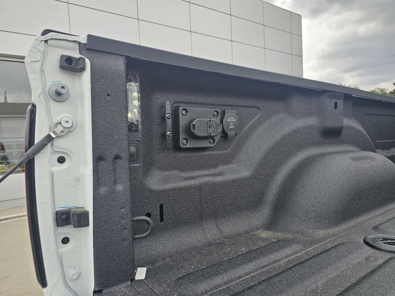 2025 RAM 3500 TradesmanImage 10