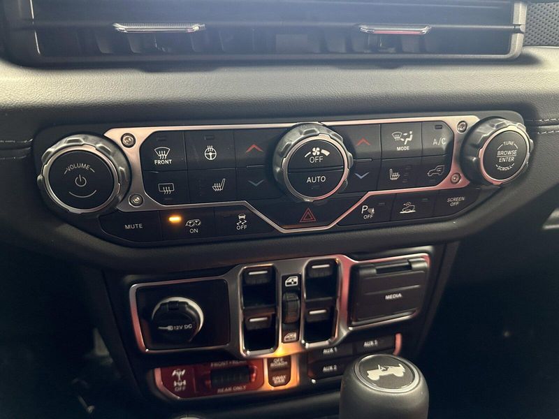 2024 Jeep Wrangler Rubicon 392Image 14