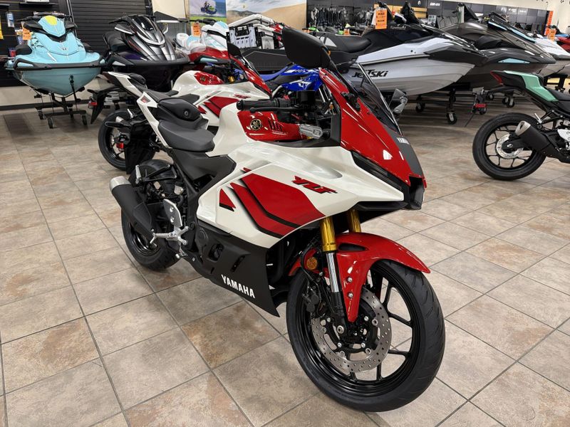 New 2026 Yamaha YZF-R3 ABS CA 70TH ANNIVERSARY EDITION Image 11