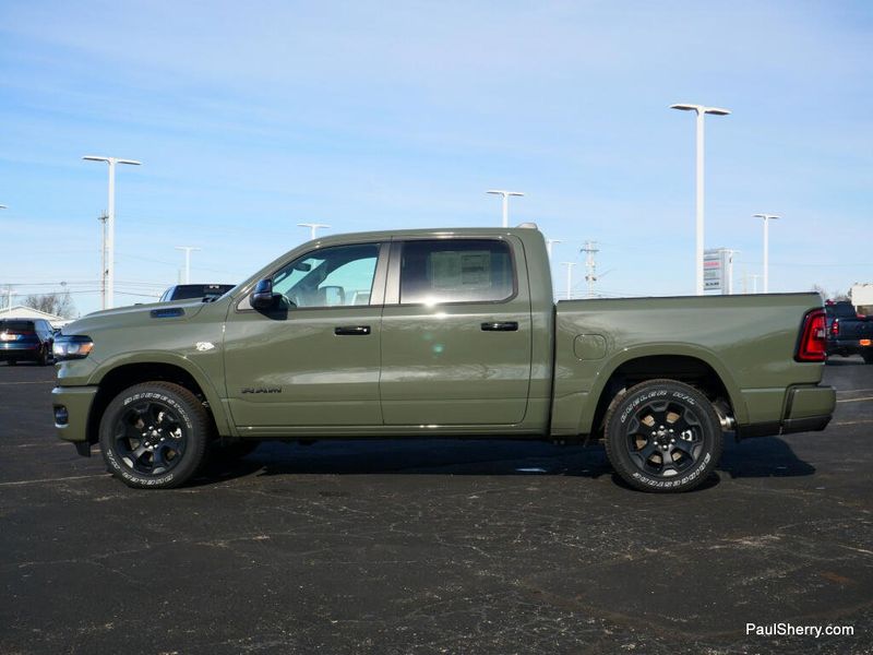 New 2026 RAM 1500 Big Horn Crew Cab 4x4 5'7' Box