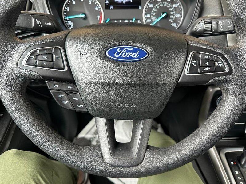 2021 Ford EcoSport SEImage 3