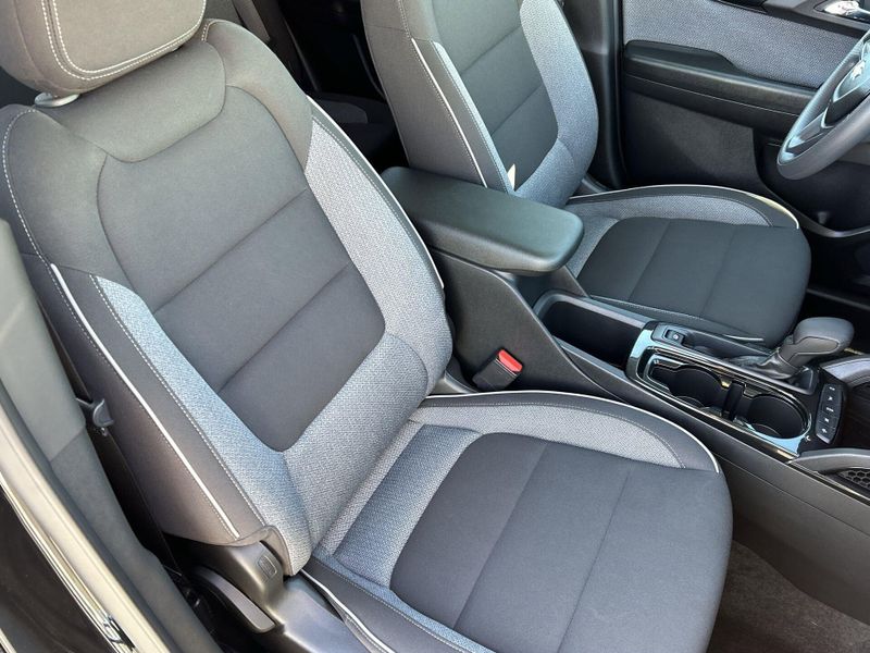 Used 2023 Chevrolet Trailblazer LTImage 26