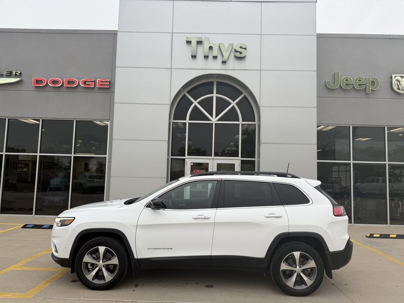 Used 2022 Jeep Cherokee LimitedImage 36
