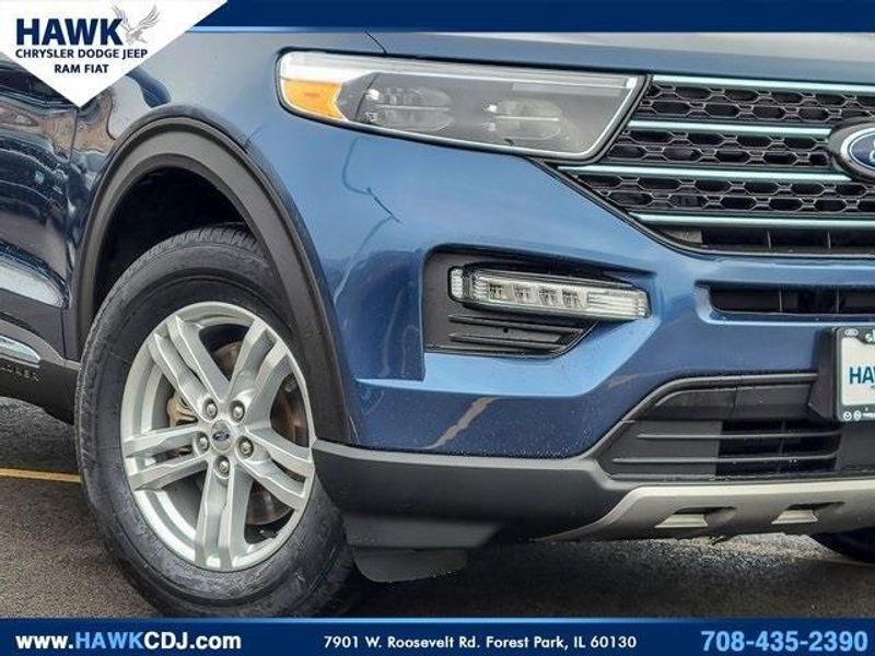 2020 Ford Explorer XLT photo 2