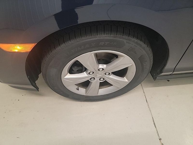 2018 Honda Odyssey EX-L photo 2