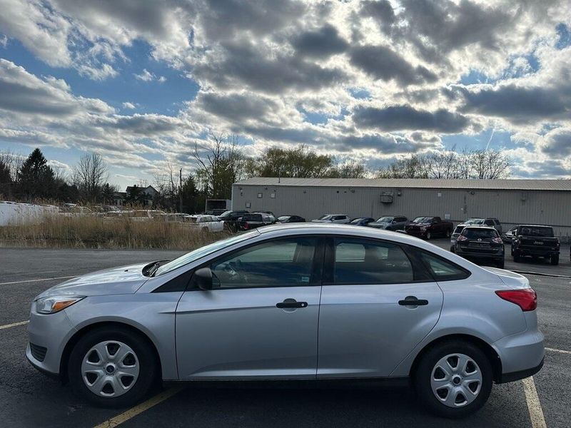 2017 Ford Focus SImage 17