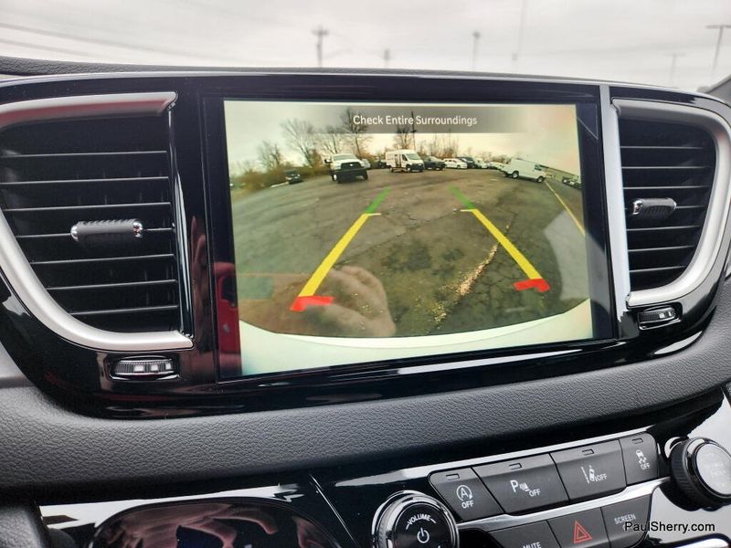 New 2026 Chrysler Voyager Lx