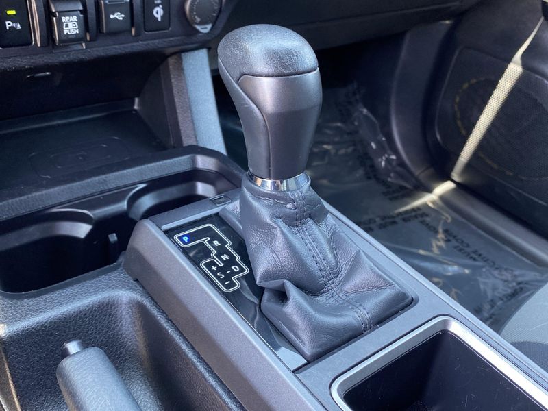 Used 2022 Toyota Tacoma TRD Off-RoadImage 24