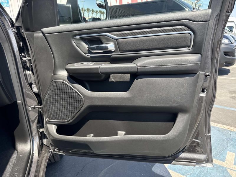 New 2026 RAM 1500 Big Horn Crew Cab 4x2 5'7' Box