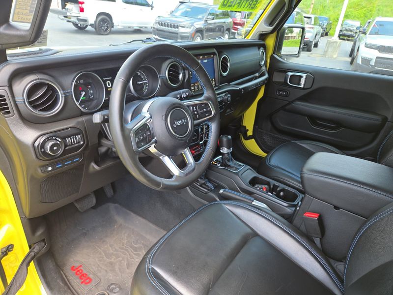 2022 Jeep Wrangler 4xe Unlimited Rubicon photo 14