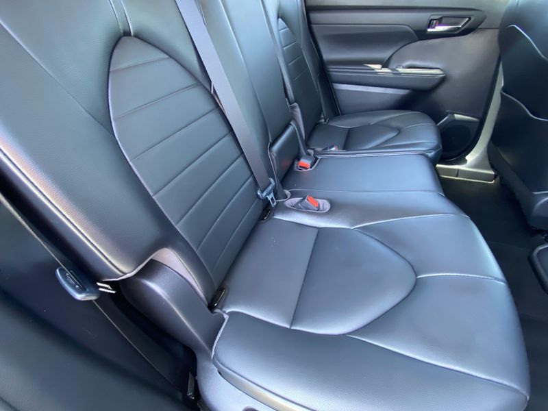 2021 Toyota Highlander XLEImage 14