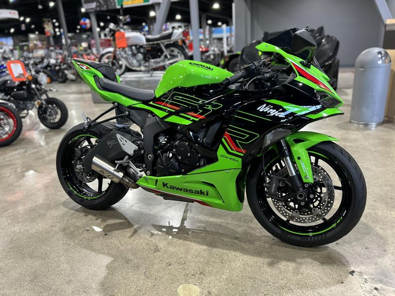 Used 2024 Kawasaki NINJA ZX-6R KRT Image 7
