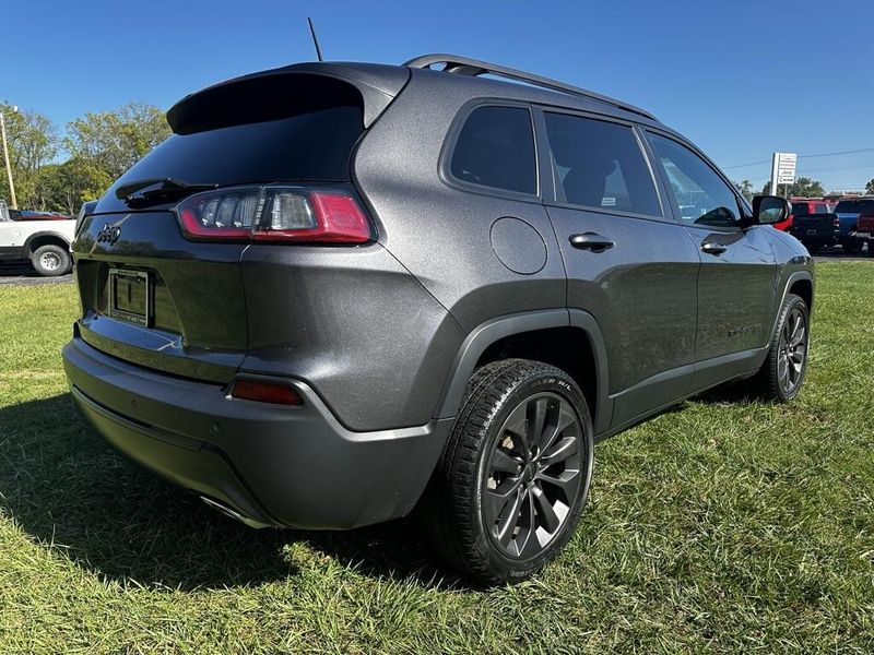 2021 Jeep Cherokee Altitude Latitude Lux photo 3
