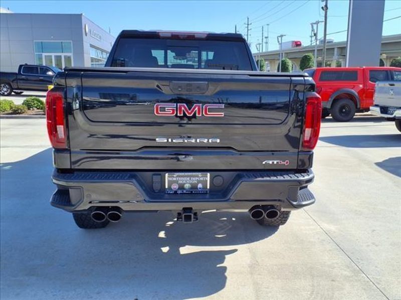 2022 GMC Sierra 1500 AT4Image 14