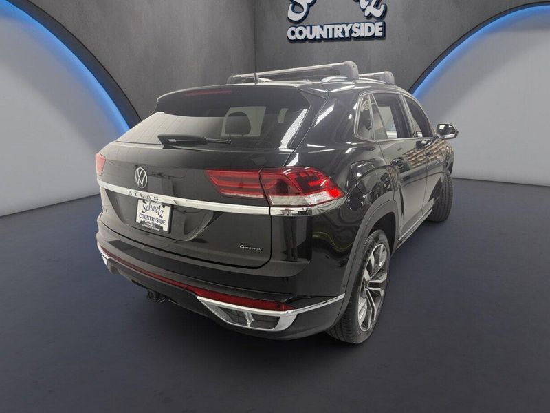Used 2023 Volkswagen Atlas Cross Sport V6 AWD SEL Premium R-LineImage 12
