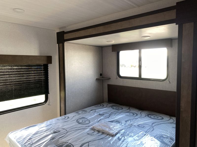 New 2025 SPRINGDALE 241FKWE Image 21