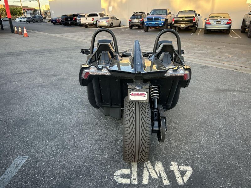 New 2025 Polaris SLINGSHOT SL AUTODRIVE Image 15