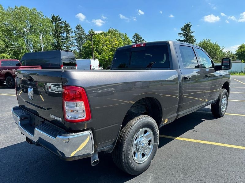 2024 RAM 2500 Tradesman Crew Cab 4x4 6