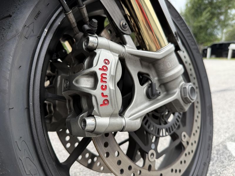 2017 Aprilia Tuono V4 1100 Factory ABS 