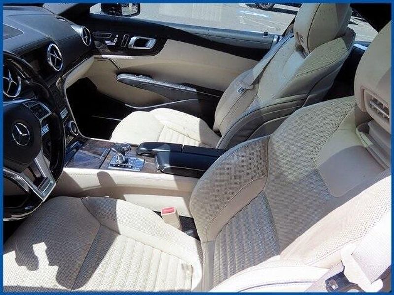 2013 Mercedes-Benz SL-Class SL 550Image 11