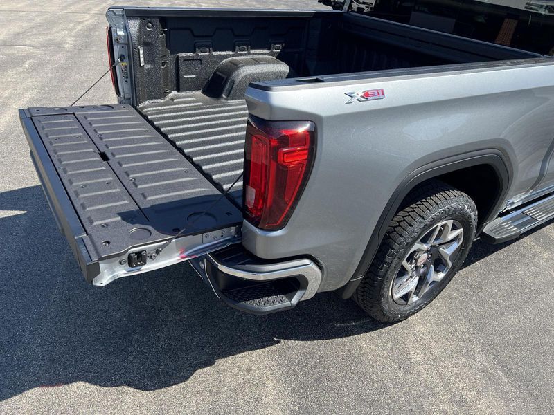 2026 Gmc Sierra 1500 SLT photo 36