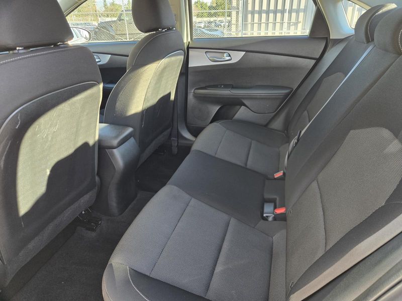 Used 2024 Kia Forte LXS IVT