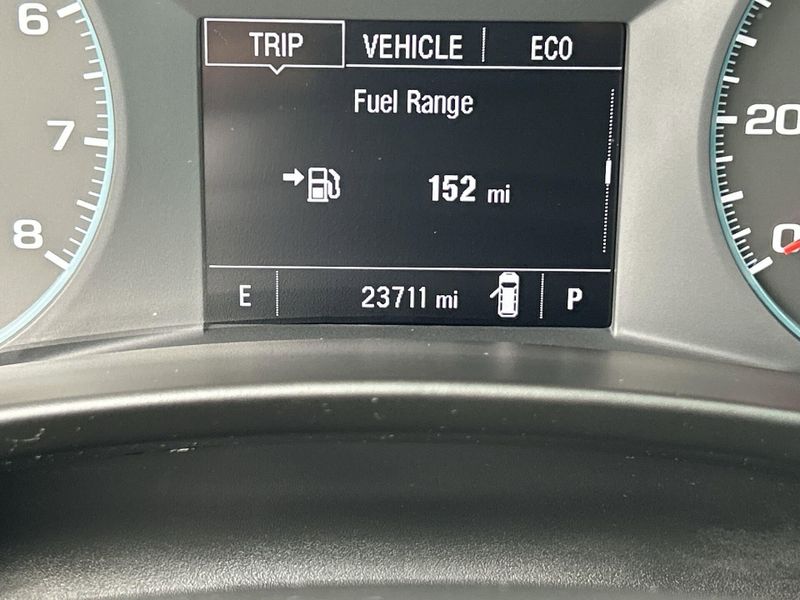 Used 2022 Chevrolet Equinox LSImage 13