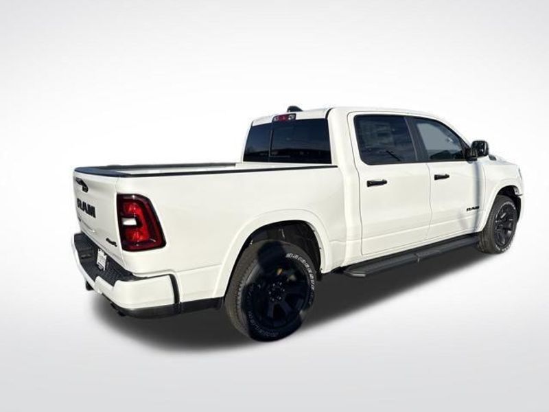 2026 RAM 1500 Big Horn Crew Cab 4x4 5'7' Box