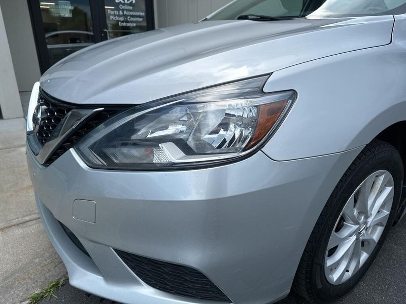 2018 Nissan Sentra SVImage 10