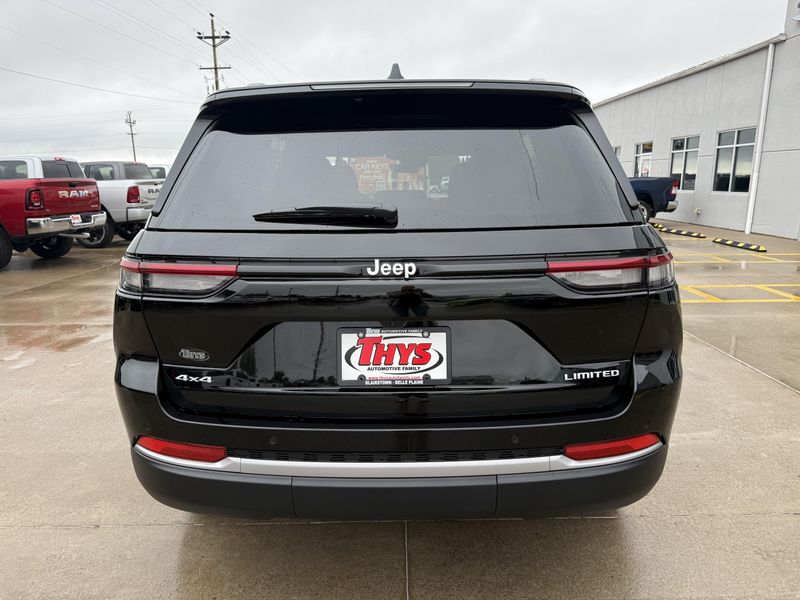 New 2027 Jeep Grand Cherokee Limited 4x4Image 39
