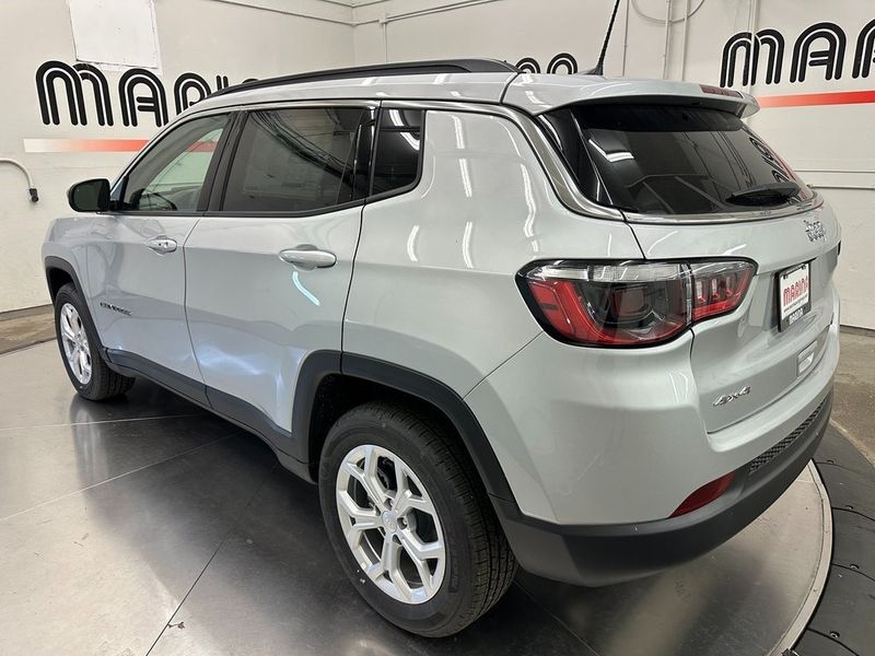 2024 Jeep Compass Latitude 4x4Image 8