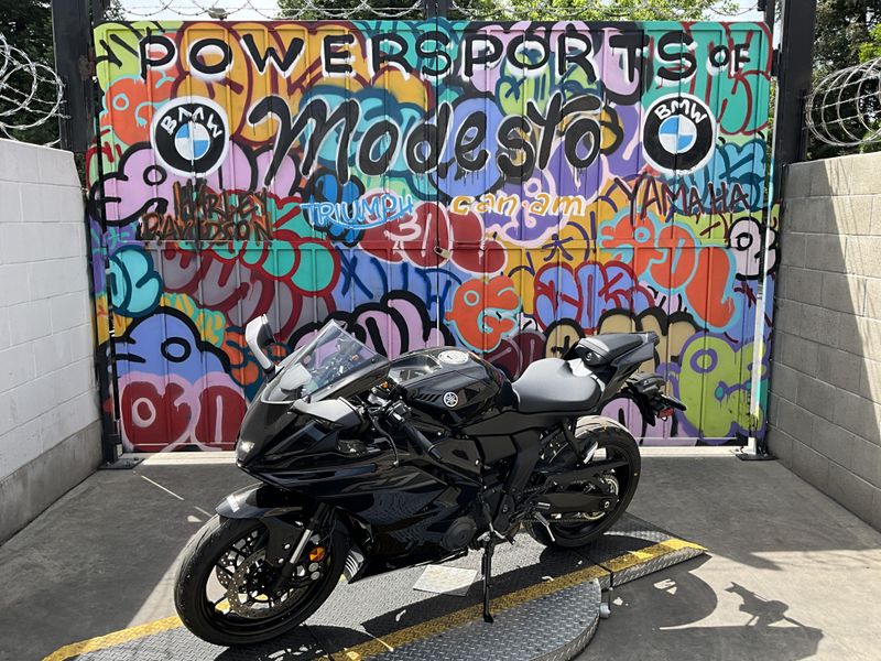 New 2026 Yamaha YZF-R7 Image 8