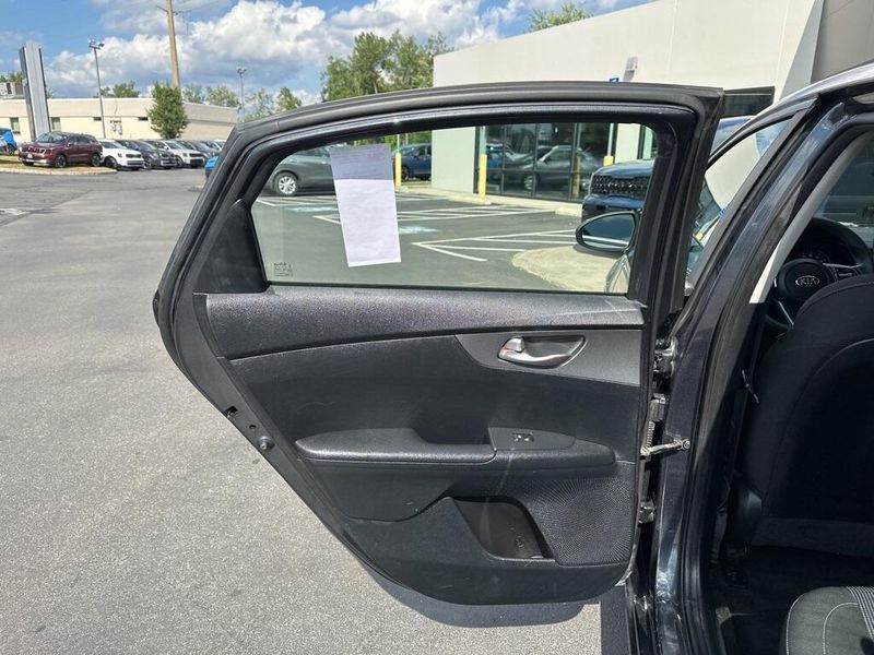 2019 Kia Forte LXSImage 21