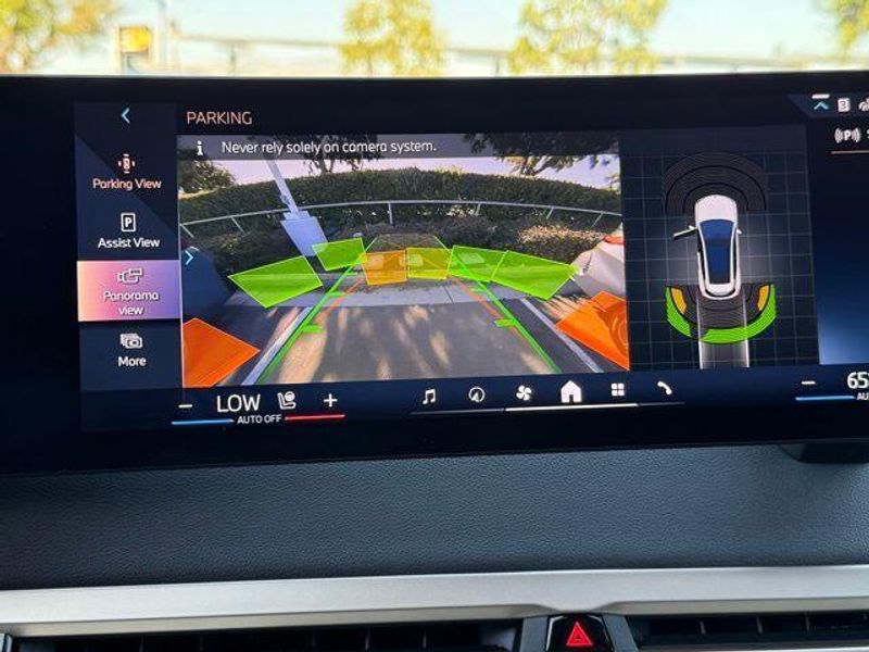 Used 2026 BMW iX xDrive60Image 31