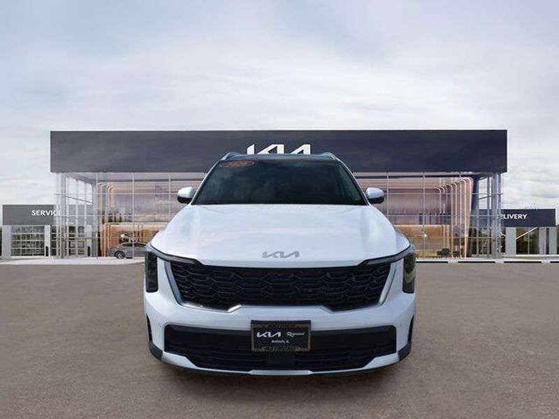 New 2026 Kia Sorento SXImage 9