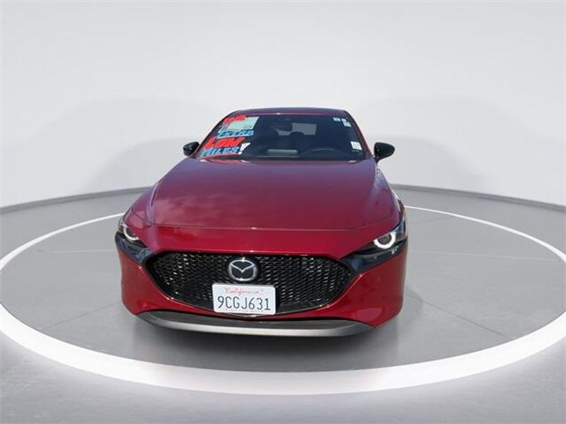 2022 Mazda Mazda3 Hatchback Premium PlusImage 3