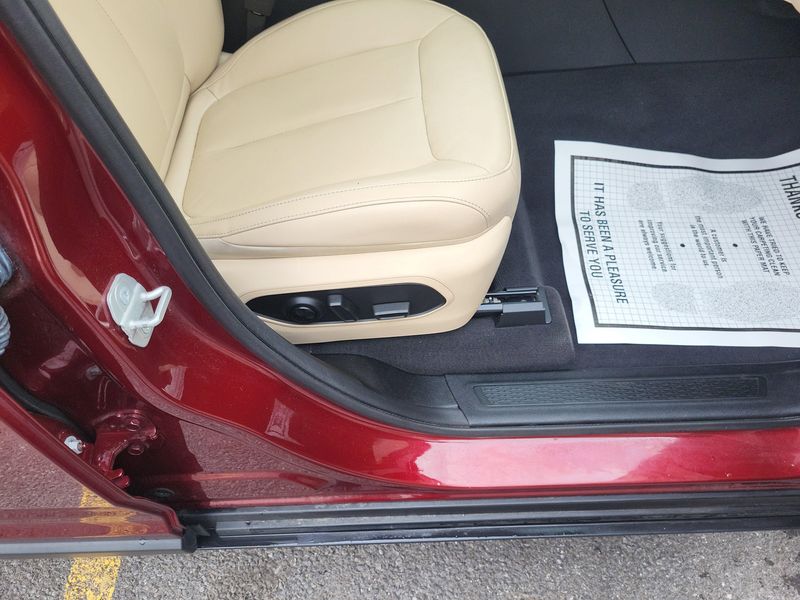 Used 2021 Jeep Grand Cherokee L LimitedImage 20