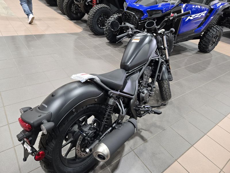 2025 Honda REBEL 300 MATTE BLACK METALLIC Image 6