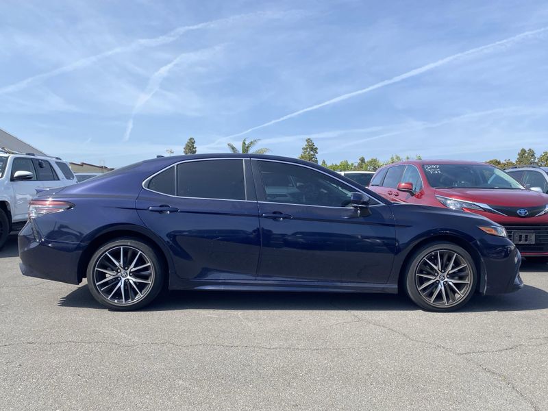2022 Toyota Camry SEImage 2
