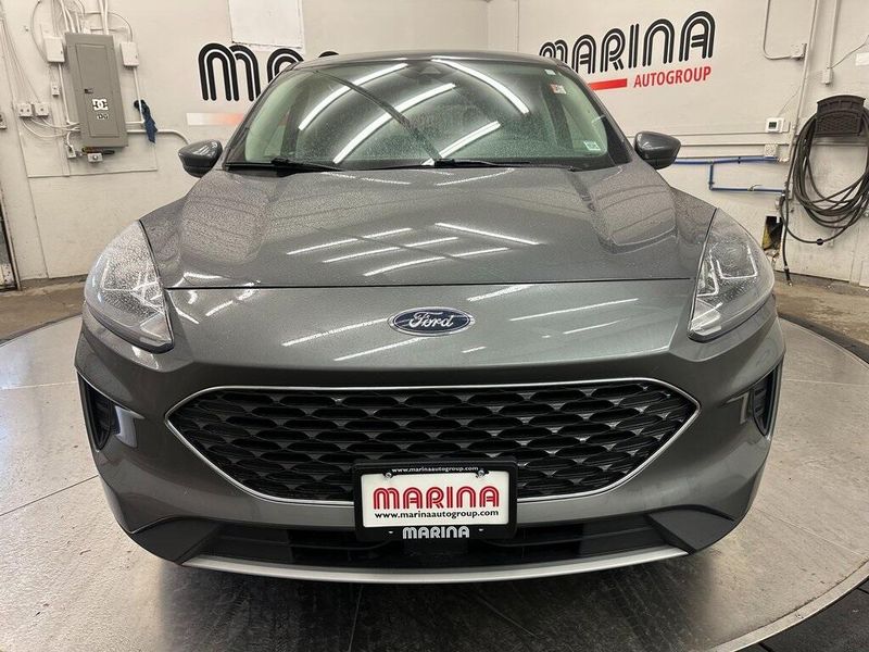 2021 Ford Escape SEImage 9
