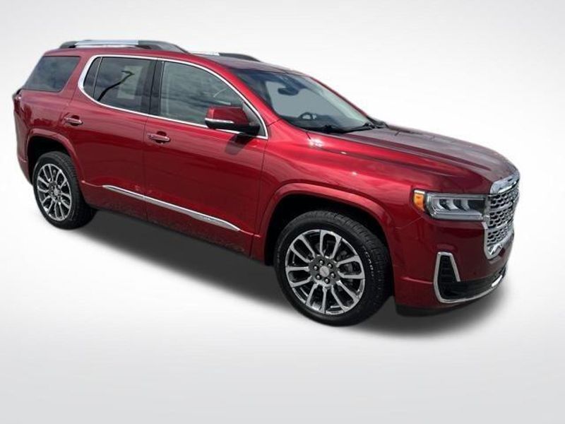 2020 GMC Acadia Denali
