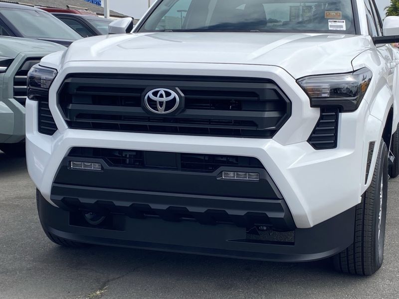 New 2025 Toyota Tacoma SR5Image 7